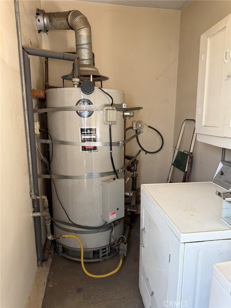 main property photo 8
