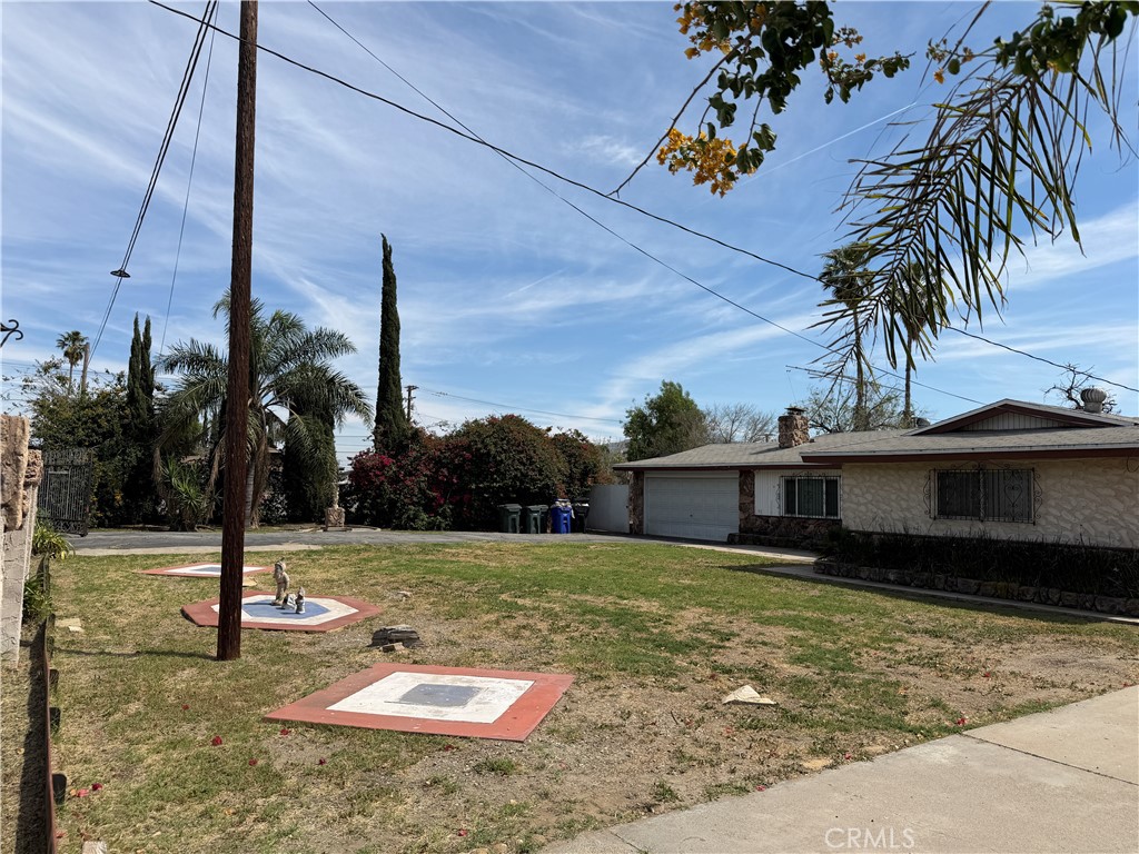 main property photo 6