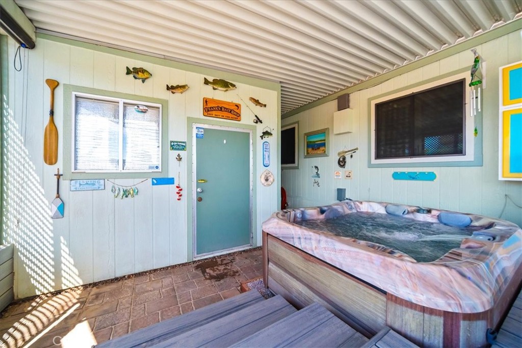 main property photo 33