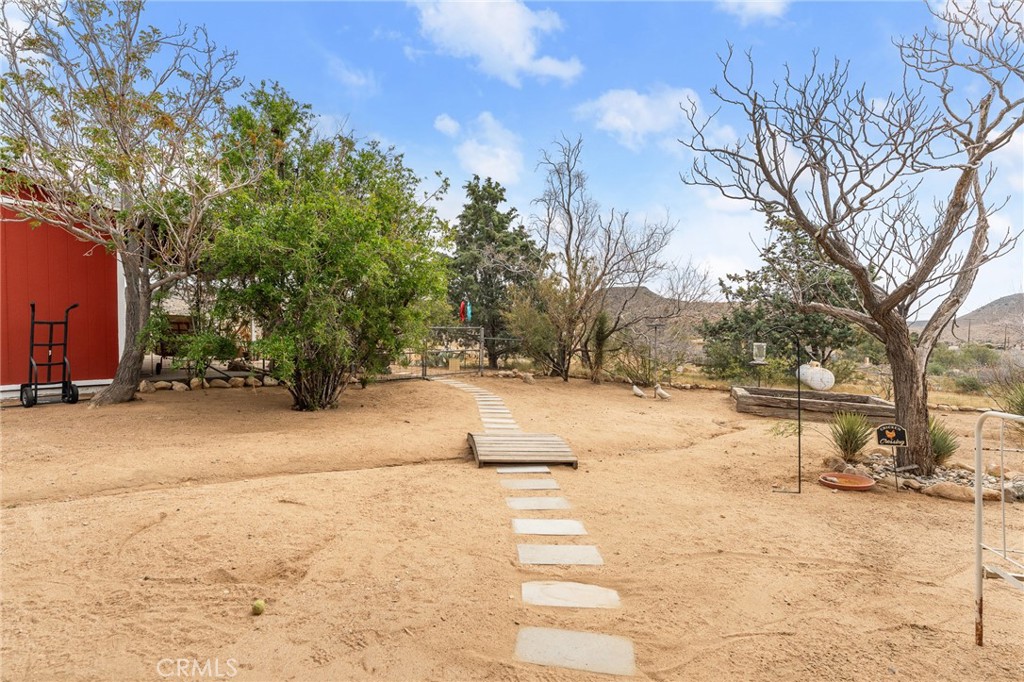 main property photo 38