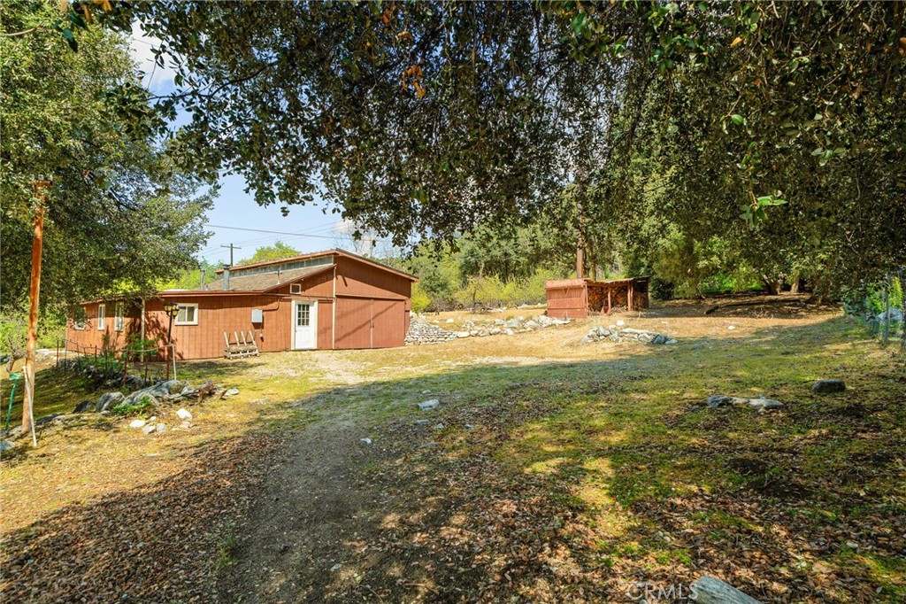 main property photo 32