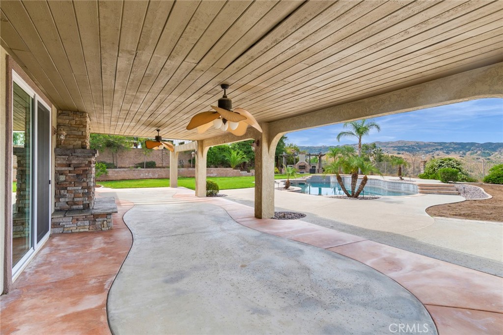 main property photo 47