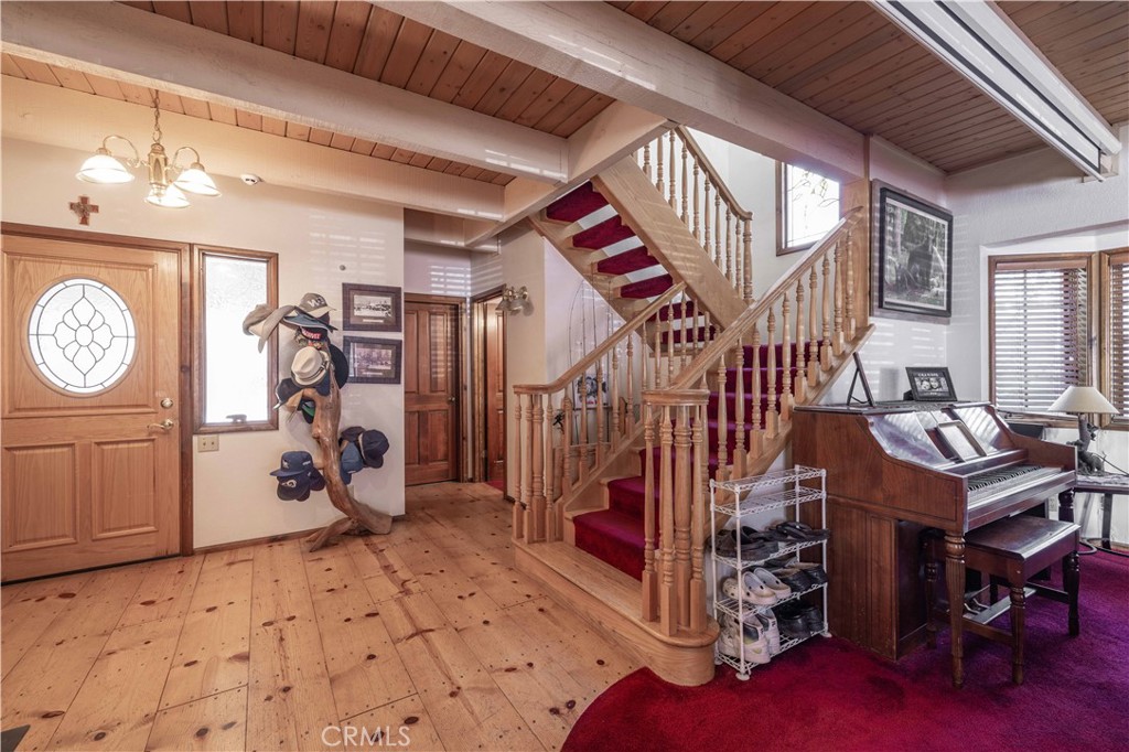 main property photo 8
