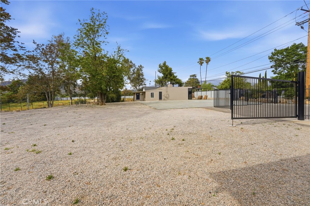 main property photo 21