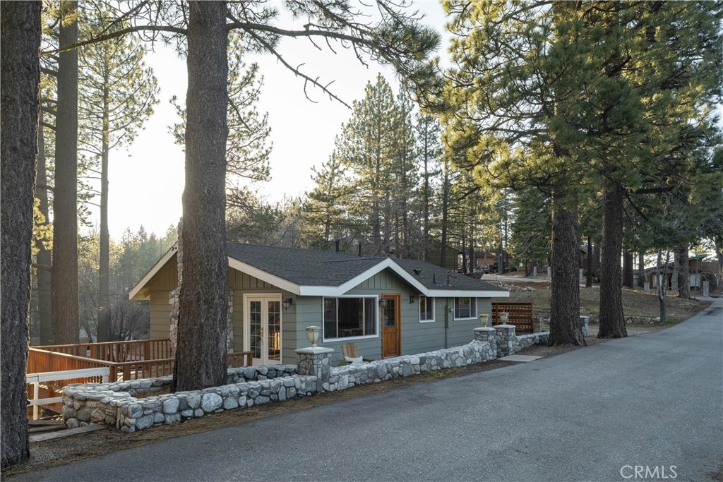 main property photo 19