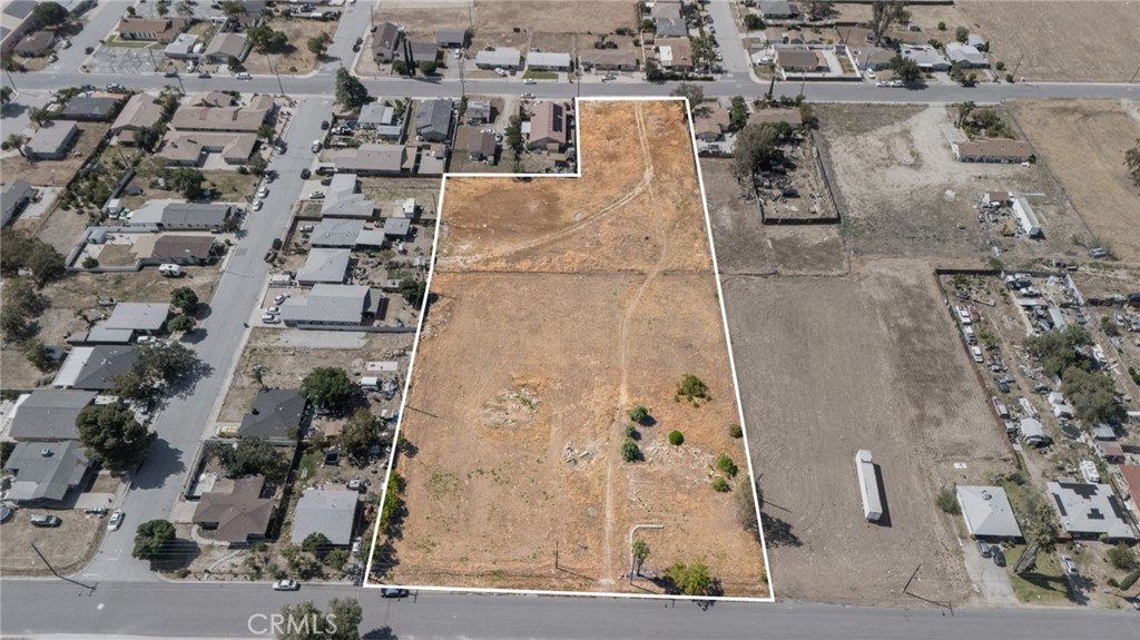 main property photo 7