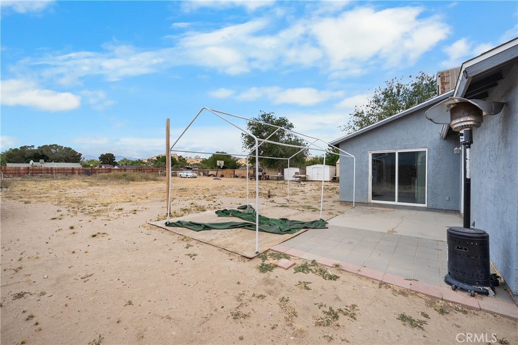 main property photo 23