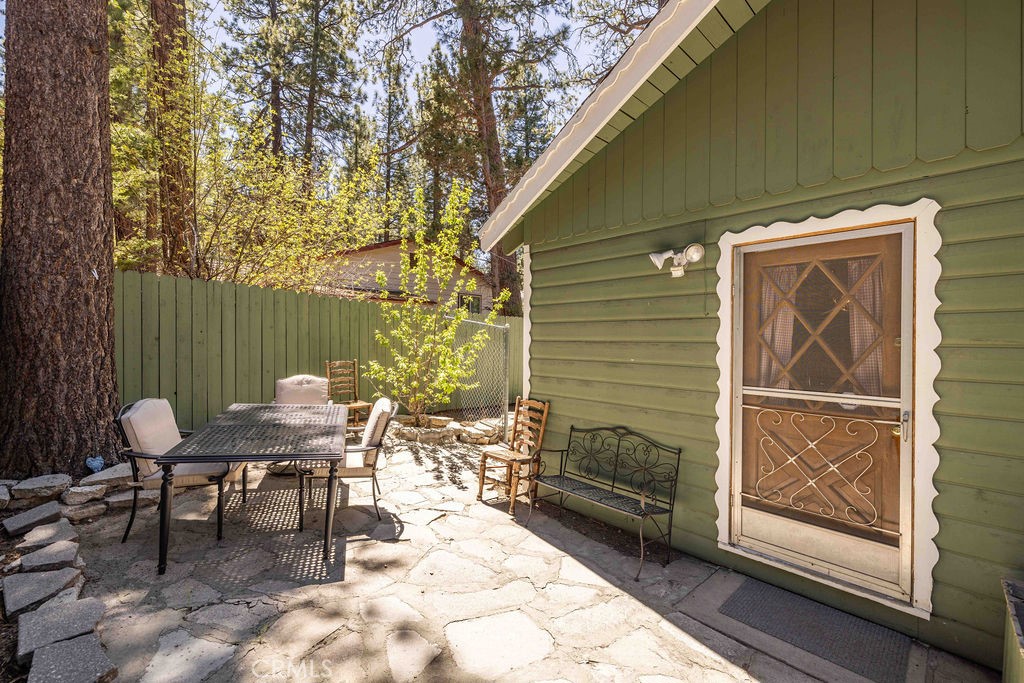 main property photo 25