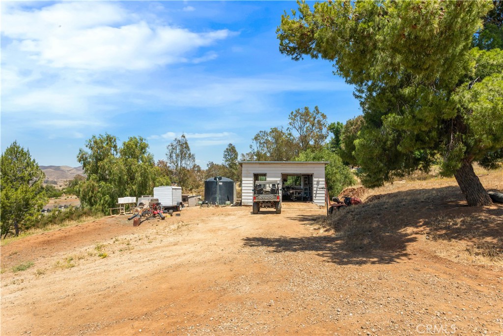 main property photo 9