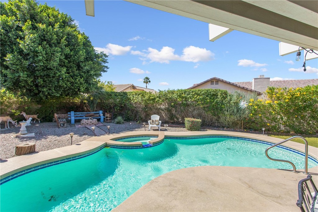 main property photo 26