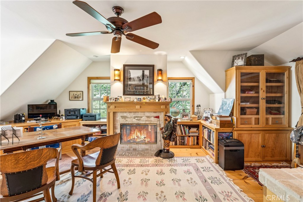 main property photo 43