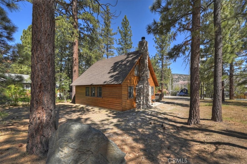 main property photo 14