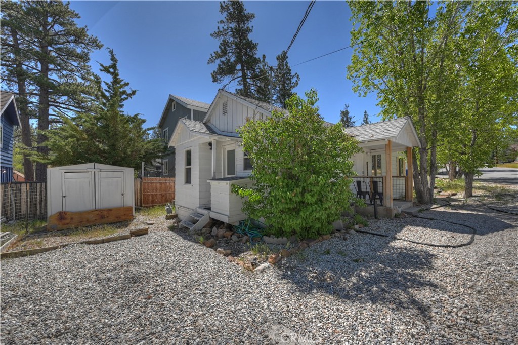 main property photo 20