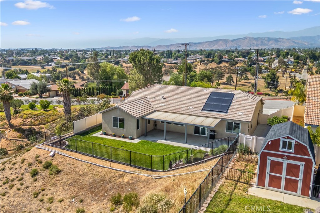 main property photo 40
