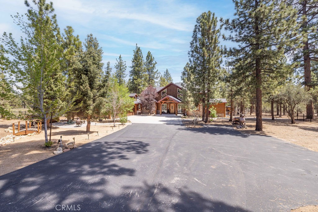 main property photo 45