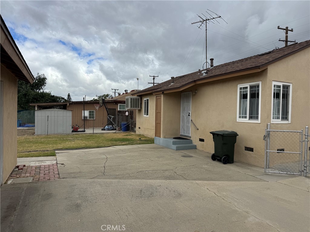 main property photo 12
