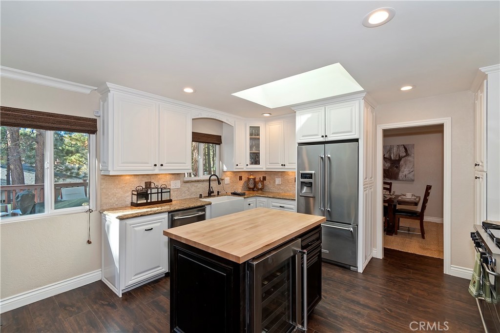 main property photo 12