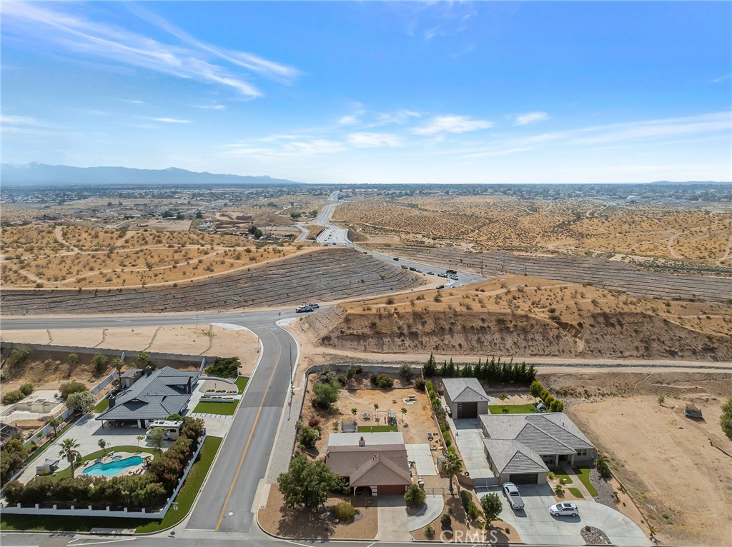 main property photo 26