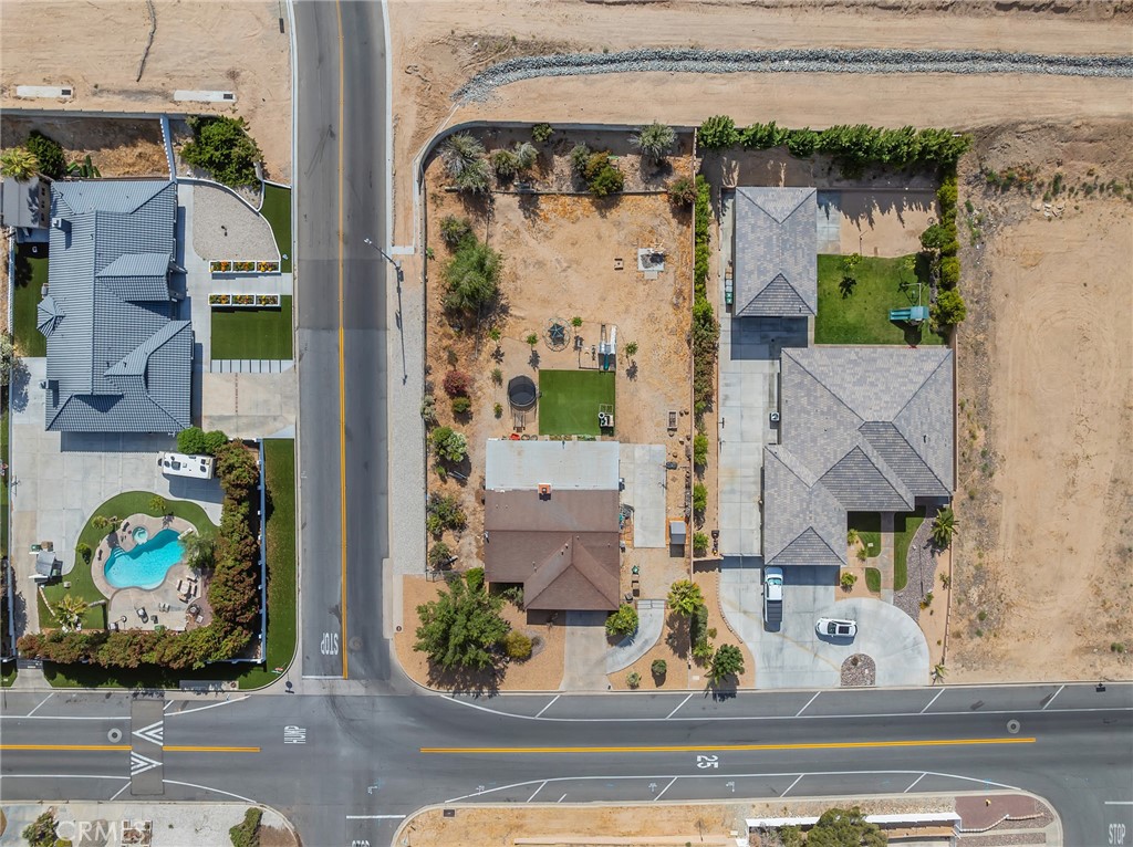 main property photo 29