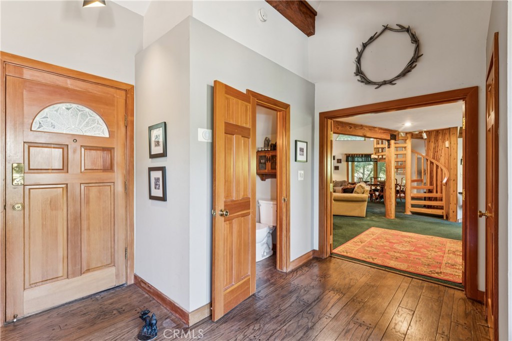 main property photo 16
