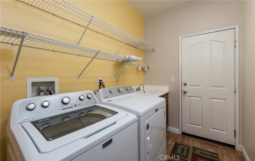 main property photo 12