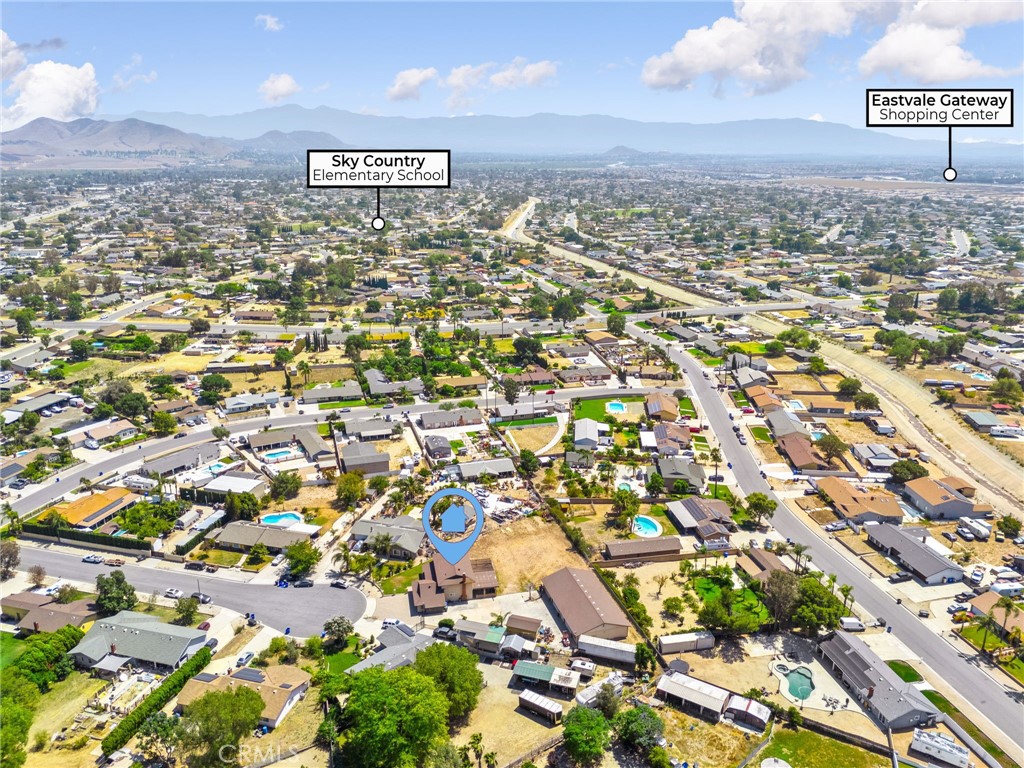 main property photo 50