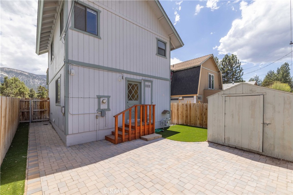 main property photo 20