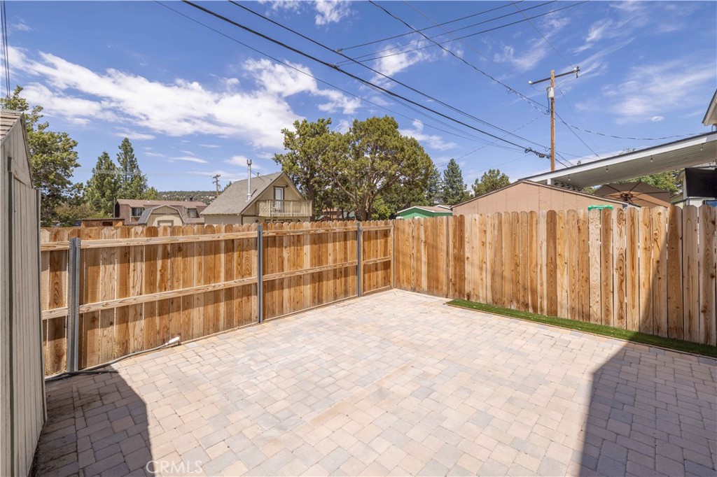 main property photo 22