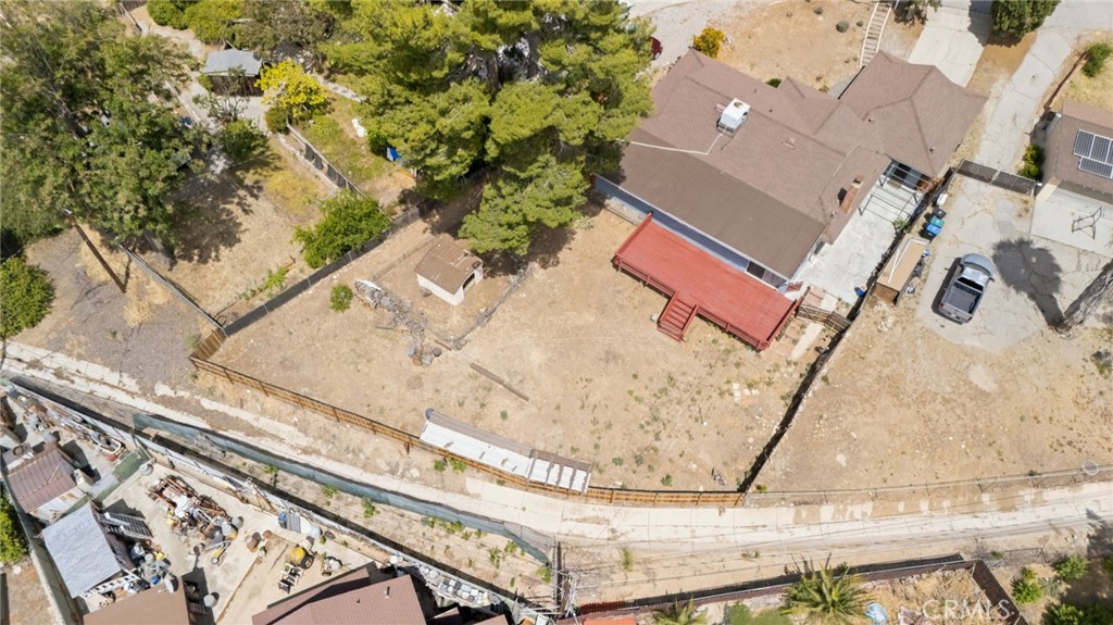 main property photo 51