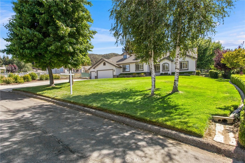main property photo 6