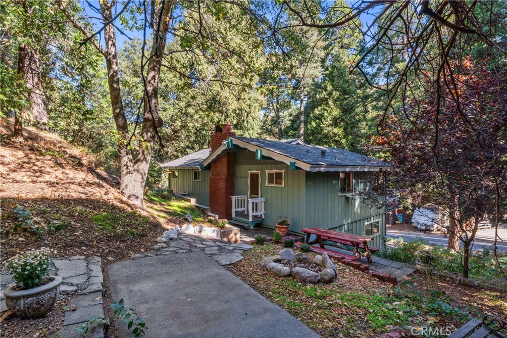 main property photo 24