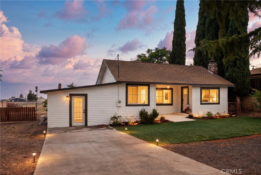 main property photo 15