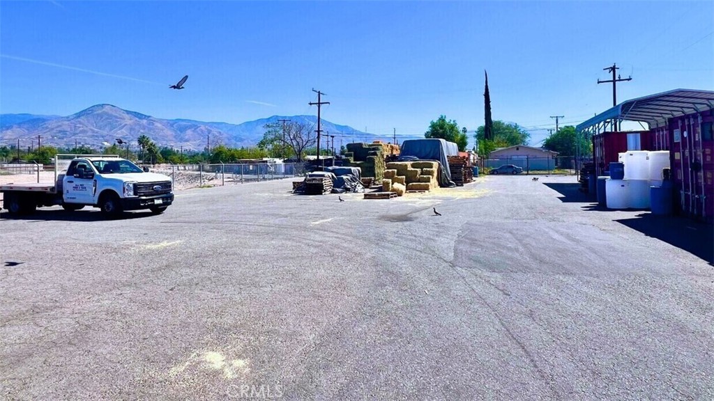main property photo 19