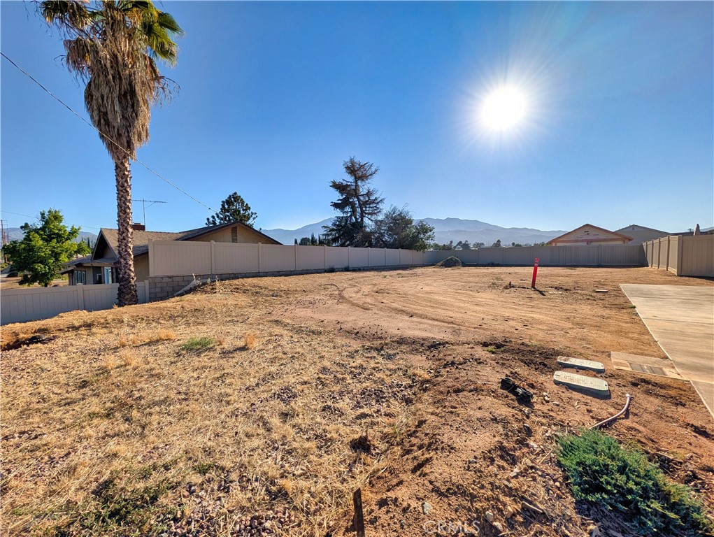 main property photo 27