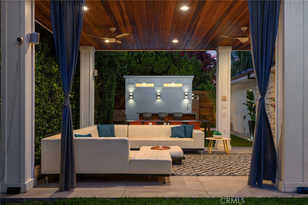 main property photo 50