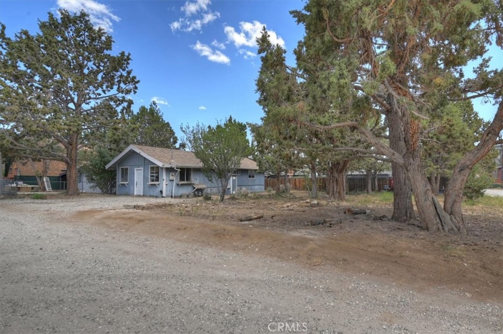 main property photo 21