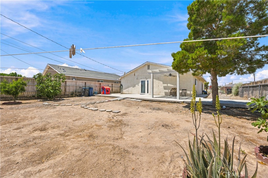 main property photo 41