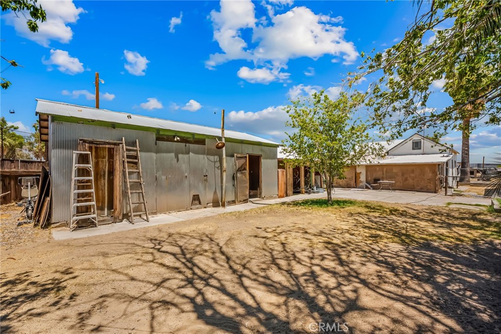 main property photo 19