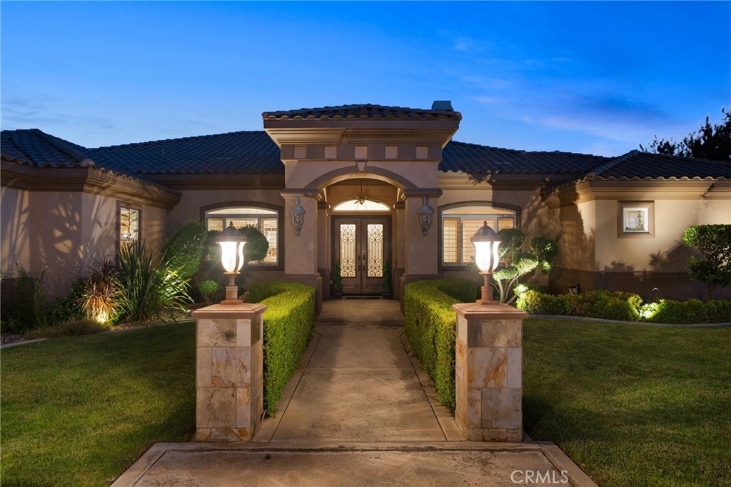 main property photo 10