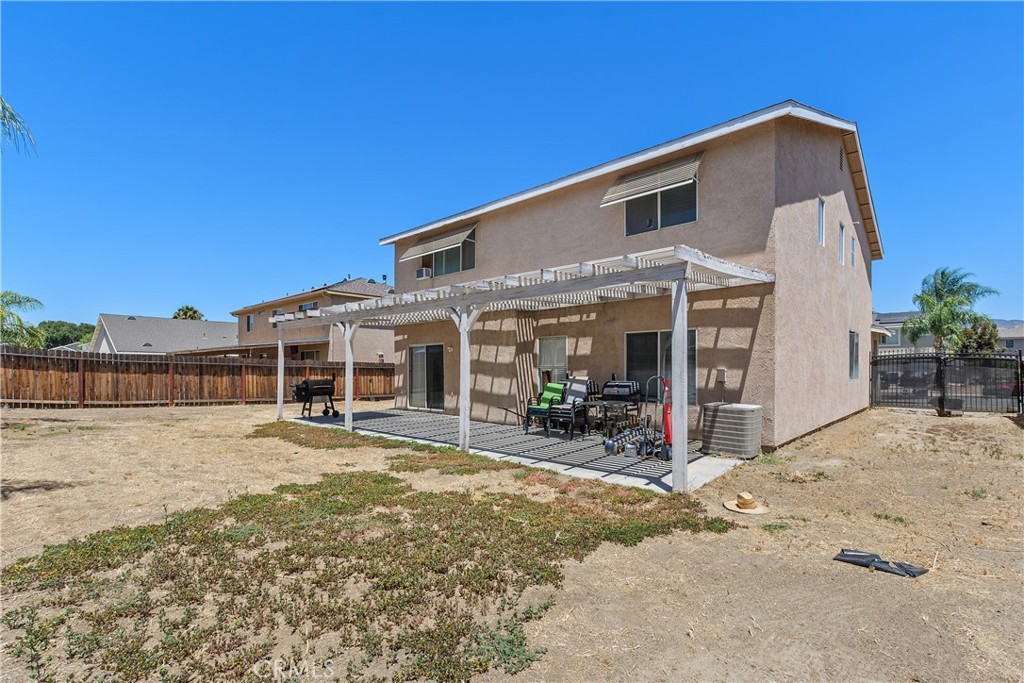main property photo 27