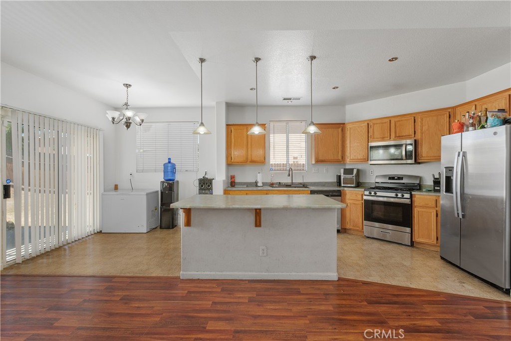 main property photo 7