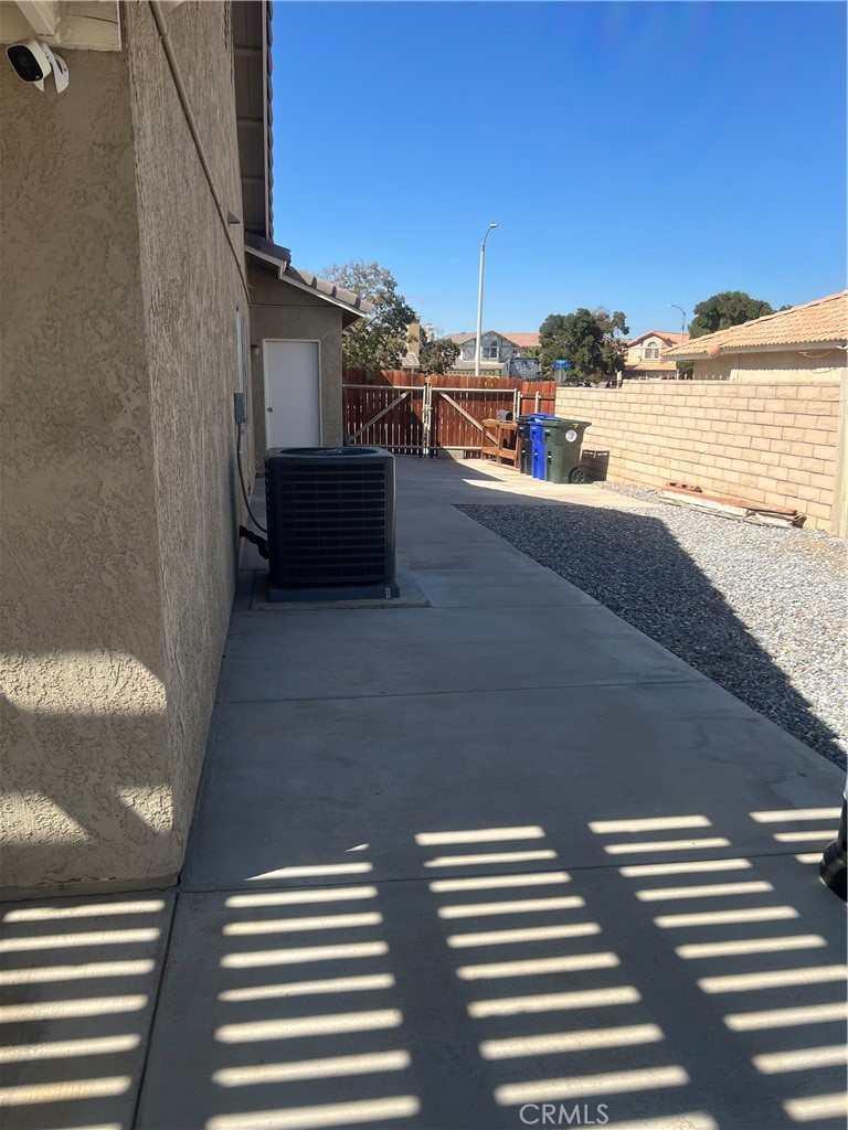 main property photo 18