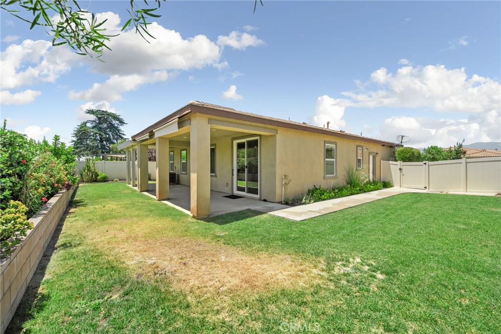 main property photo 31