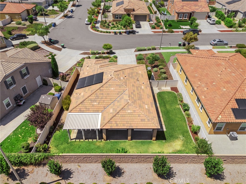 main property photo 36