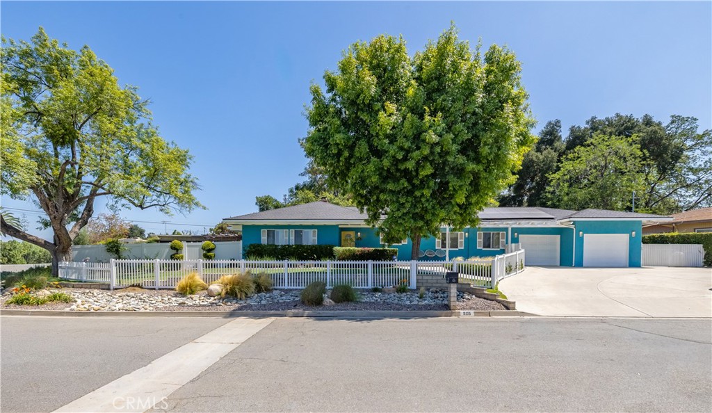 main property photo 24