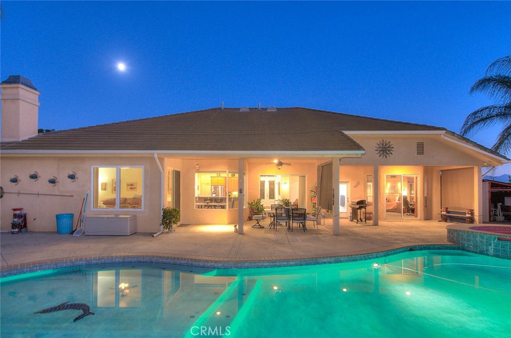 main property photo 12