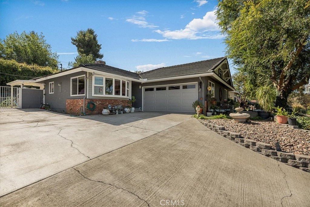 main property photo 0