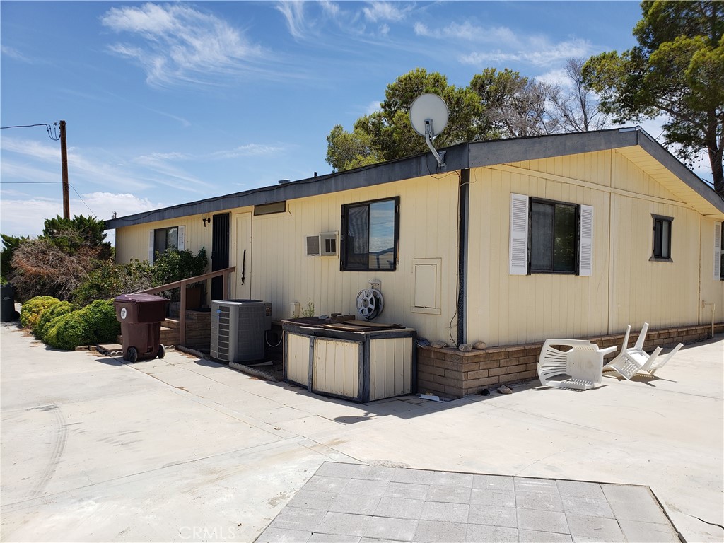 main property photo 8