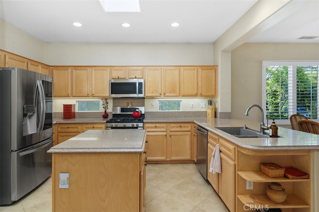 main property photo 11