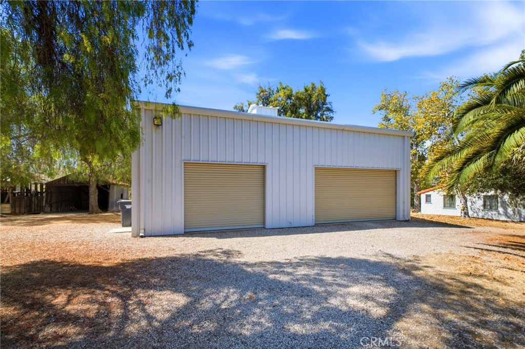 main property photo 18
